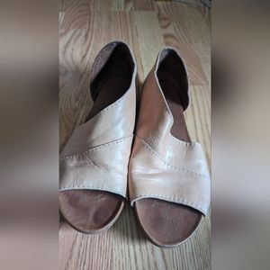 Size 41 Bueno Slip On Flats
